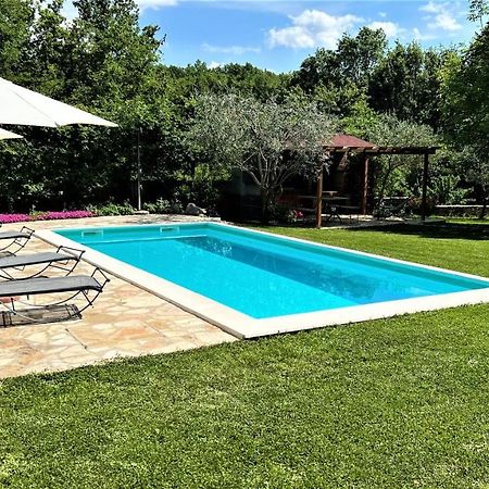 Holiday Home Casa Dei Farfui Momjan Kültér fotó