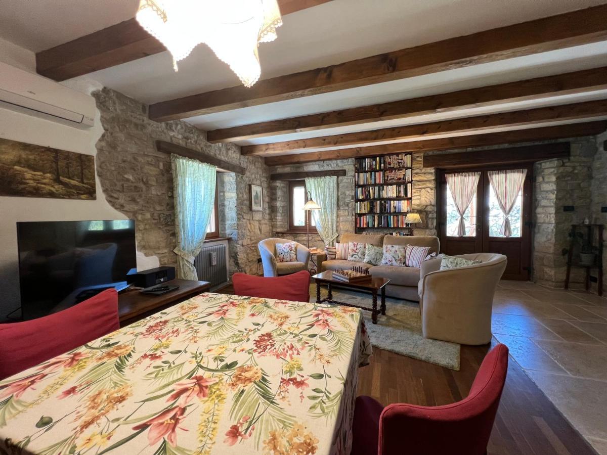 Holiday Home Casa Dei Farfui Momjan Kültér fotó
