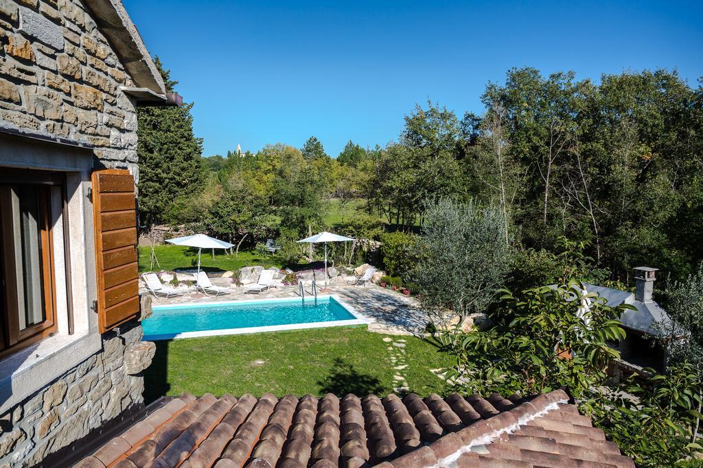 Holiday Home Casa Dei Farfui Momjan Kültér fotó